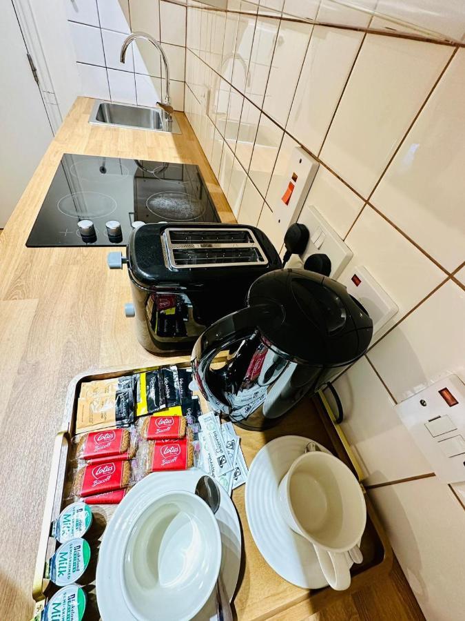 דירות לונדון Premium Studio Flat 02 Near Tower Bridge מראה חיצוני תמונה