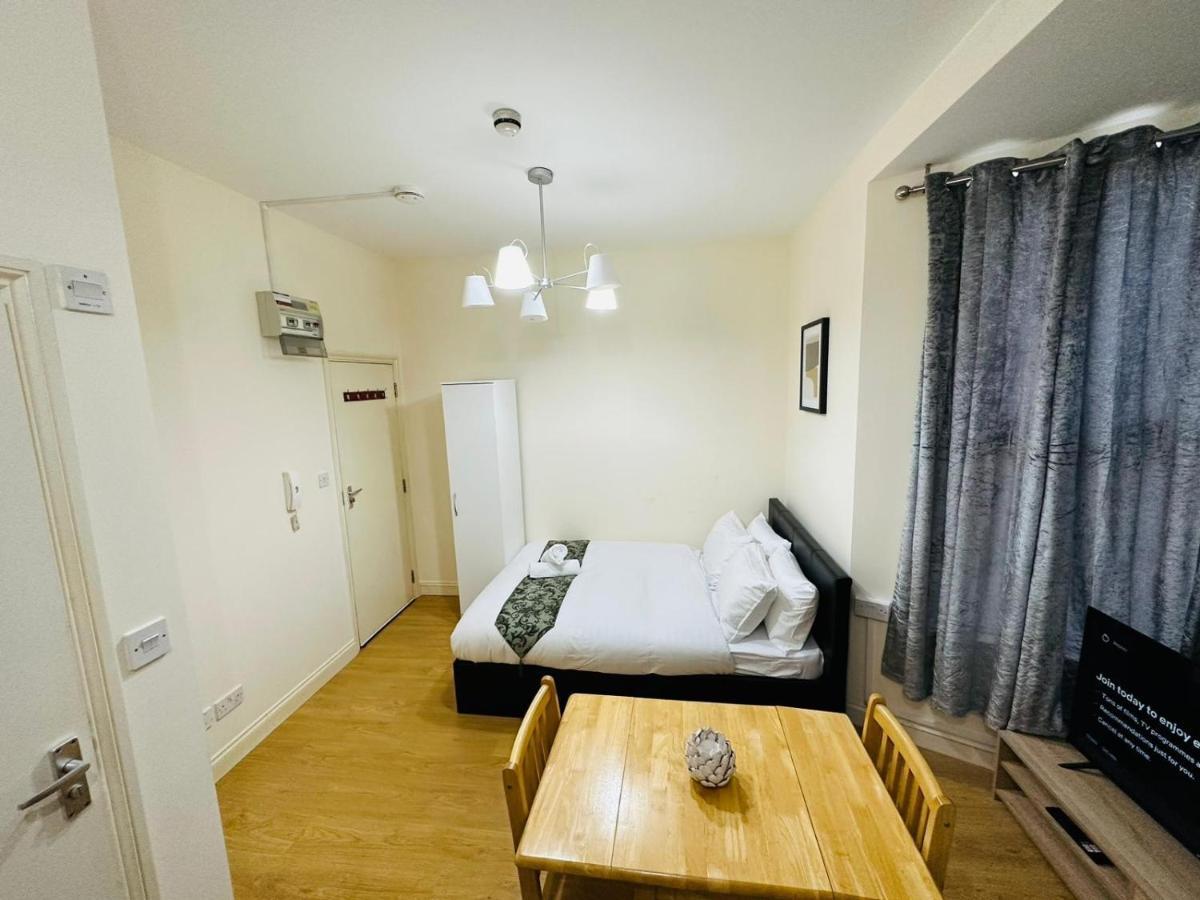 דירות לונדון Premium Studio Flat 02 Near Tower Bridge מראה חיצוני תמונה